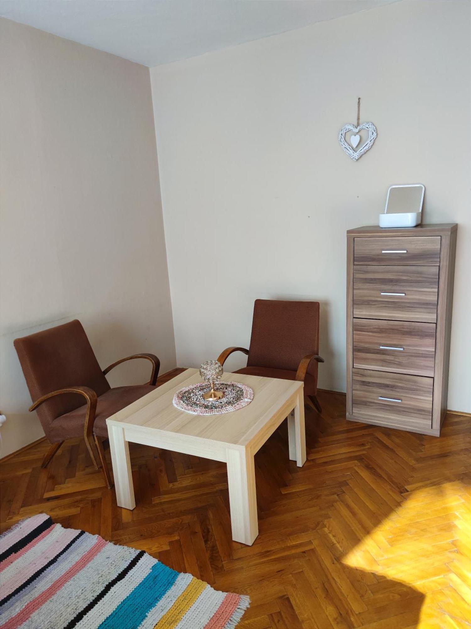 Fast Apartment In The Centrum Левице Екстериор снимка